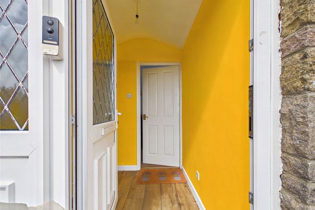 9, Little Castle Grove, Milford Haven photo 2