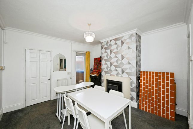 12, Welbeck Street, Mansfield photo 4