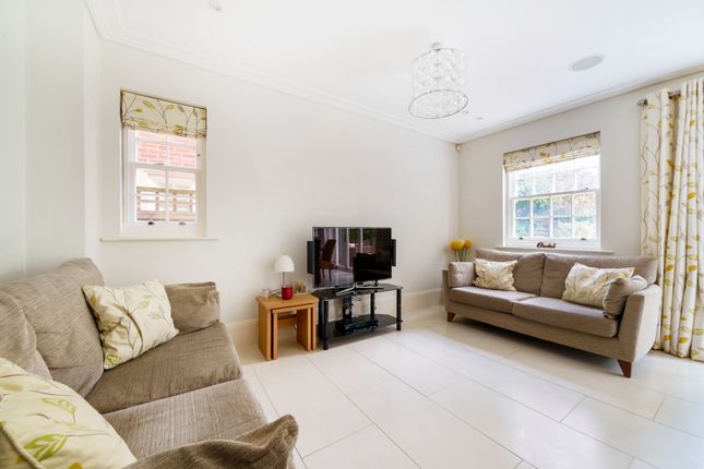 Ashford House,, Cavendish Road, Weybridge photo 4