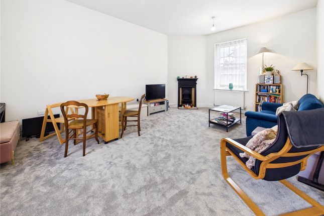 Flat 3, 59a, High Street, Colchester photo 3