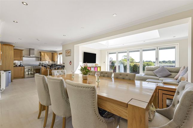 59, Archer Way, Kent photo 4