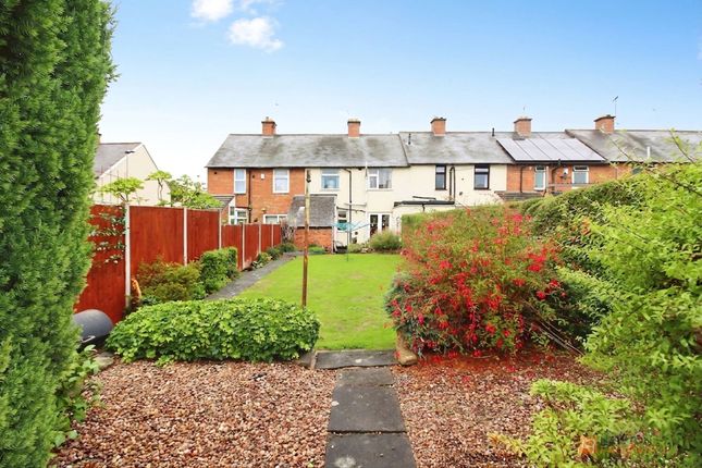 26 Winton Avenue, Leicester photo 2