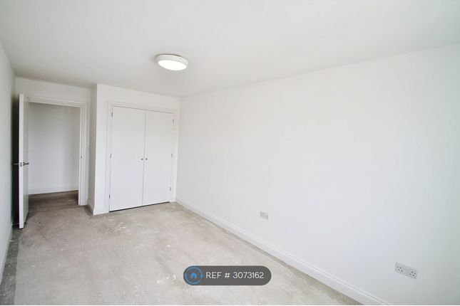Mitcham photo 3