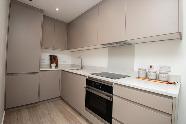 Flat to rent in Elder Gate, Milton Keynes