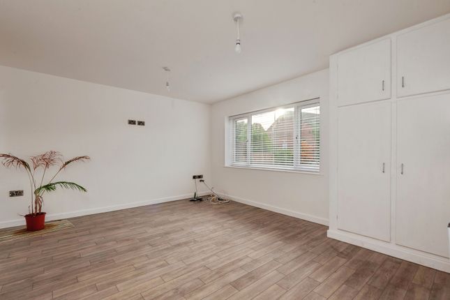 15A,, Hawthorn Road, St. Helens photo 4