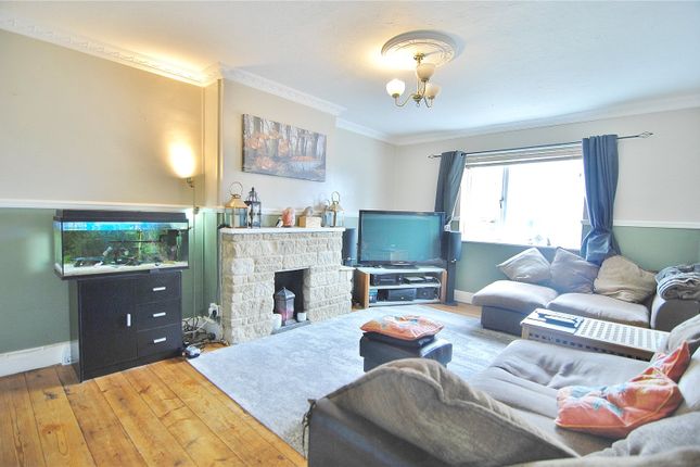 18, Cutler Road, Gloucestershire photo 3