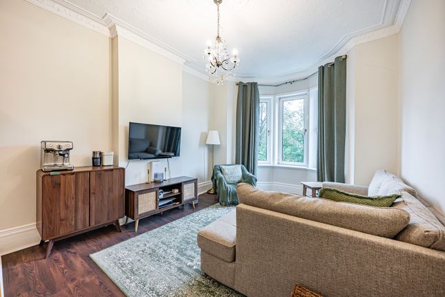Flat 3/1, 694 Tollcross Road, Tollcross, Glasgow photo 2