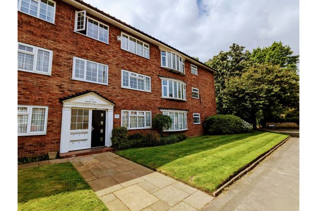 Flat for sale in Victoria Grove, Stockport
