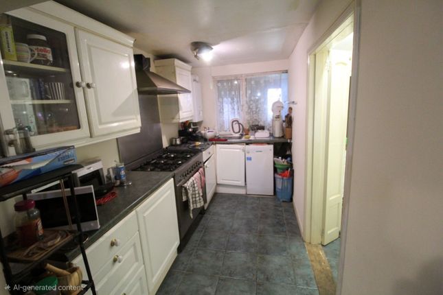 98, Dale Avenue, Edgware photo 4