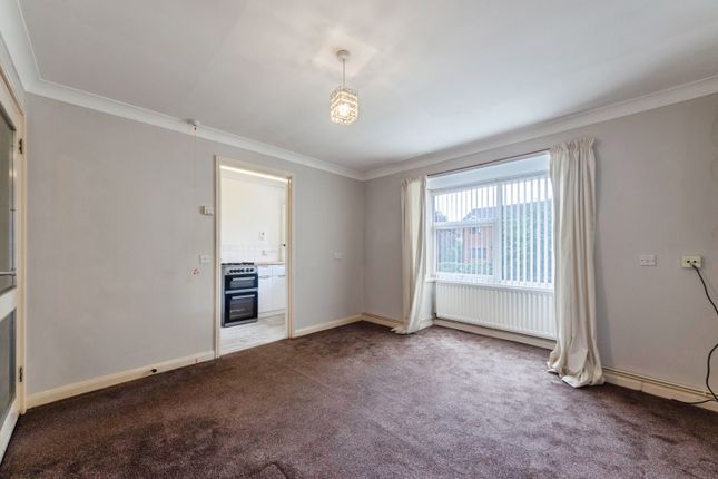 18, Guardian Court (Yardley), Yardley photo 4