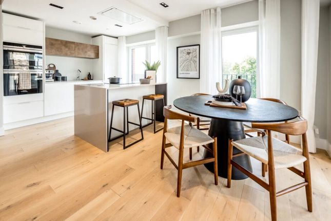 1-bed flat on PLOT 11 Keybridge, 17 Exchange Gardens, London, £625,000