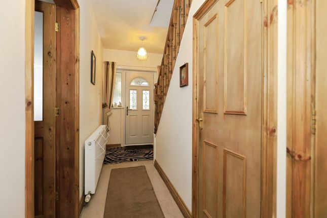 161, Clark Road, Wolverhampton photo 3