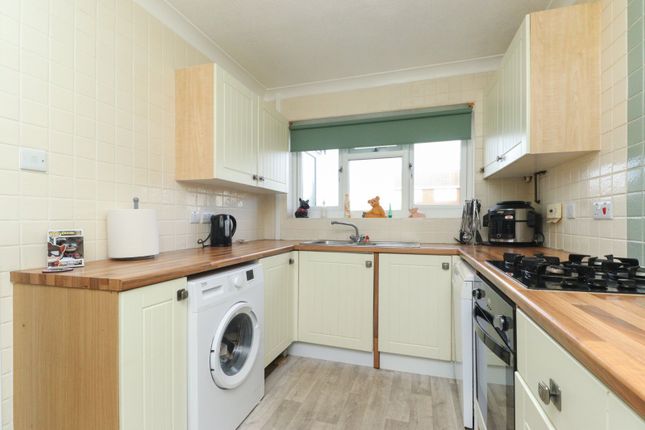 34, Summerfield Road, Kent photo 3