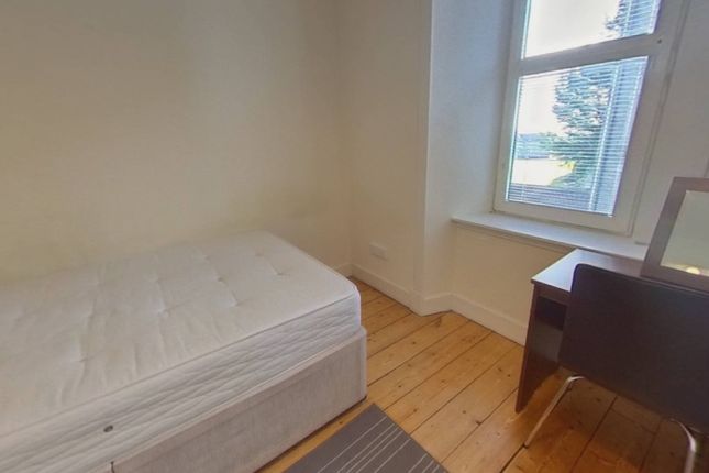 Flat to rent in Clepington Road, Strathmartine, Dundee