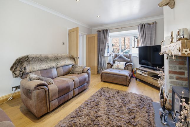 11, Kellington Court, Goole photo 4