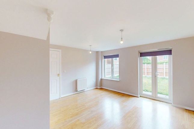 29 Madison Park, Bolton photo 4