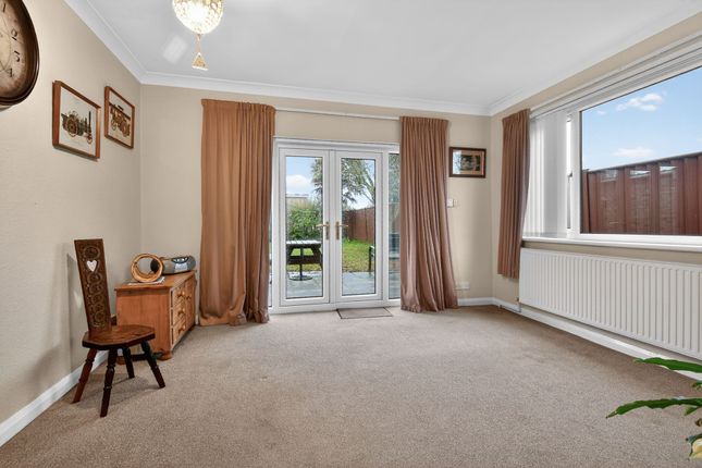 310 Stockton Lane, York photo 4