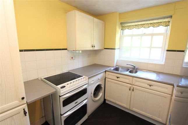 Studio for sale in Leigh Hunt Drive, Southgate, London