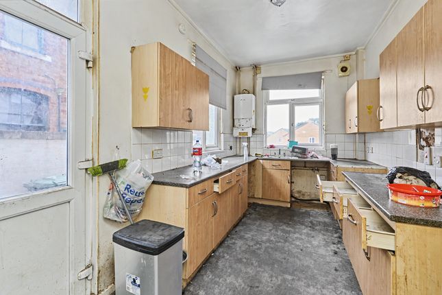 17 Cecil Street, Walsall photo 4
