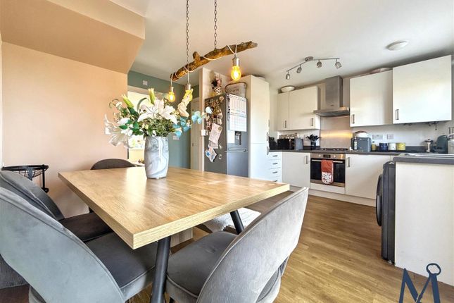 7, Redshaw Lane, Ibstock photo 2