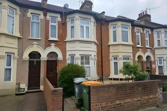 Thumbnail Flat for sale in Sheringham Ave, Manor Park