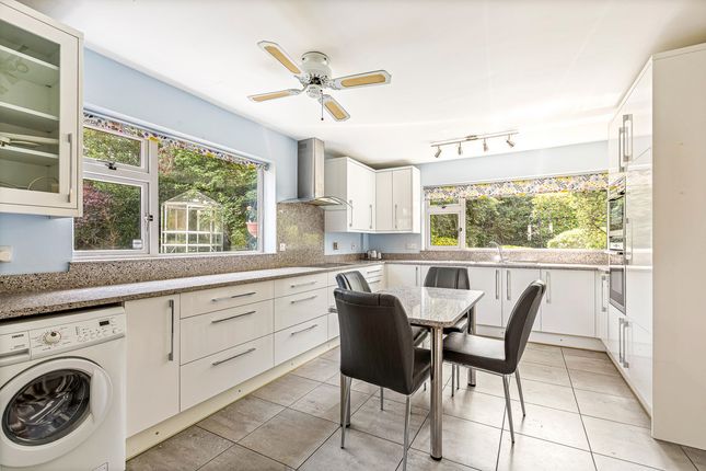 16, Barns Close, Kirby Muxloe photo 4