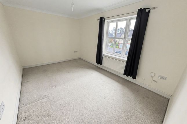 35 Fairby Close, Tiverton photo 3