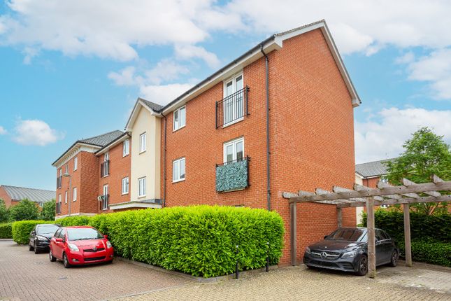 Thumbnail Flat for sale in Williamson Road, Watford, Hertfordshire