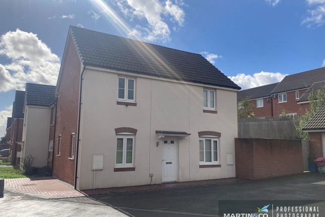56, Heol Bennett, Old St Mellons, Cardiff photo 2