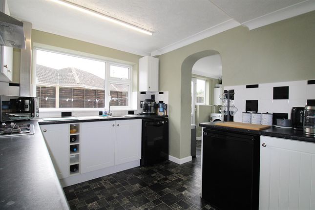 69, Daniels Crescent, Long Sutton Spalding photo 3