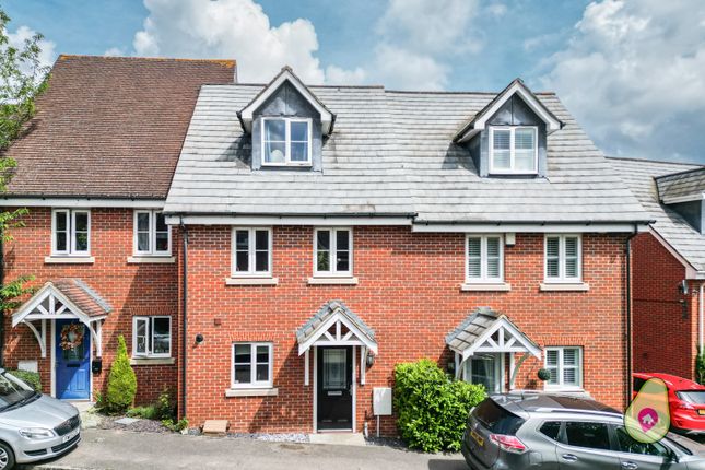 Thumbnail Terraced house for sale in Ducketts Mead, Shinfield