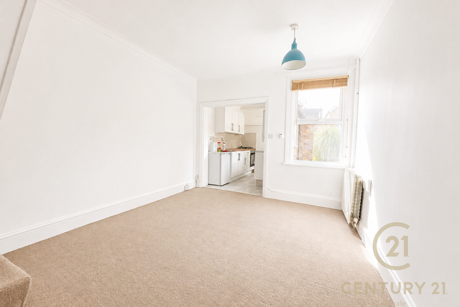 22, Bearfield Road, KINGSTON UPON THAMES photo 4