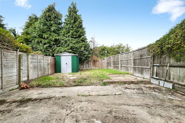 Kingsley Avenue, Egham photo 5