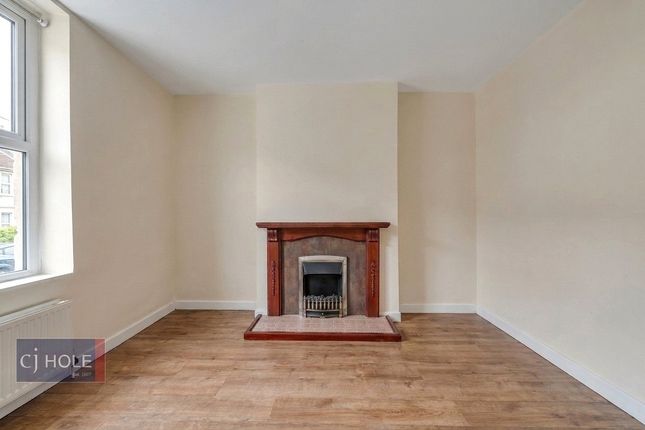 168, Hanham Road, Gloucestershire photo 2
