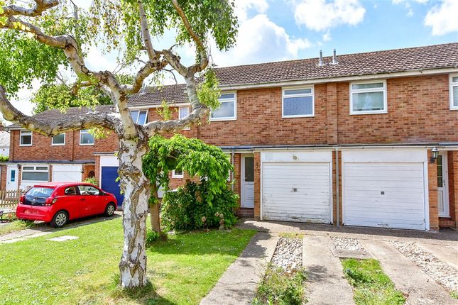 2-bed house on Brook Gardens, Emsworth, £300,000