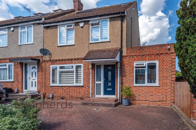 4-bed house on 14, Westlea Road, Broxbourne, £515,000