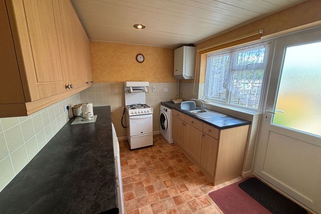 19, Stanley Close, Staplehurst photo 4