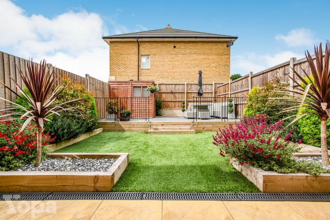 85, Emmeline Avenue, Swanscombe photo 4