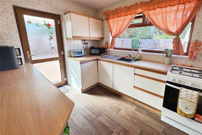 9, High Ash Close, Coventry photo 4