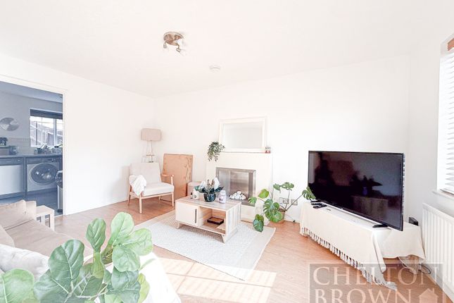 41, Kingmaker Way, Northampton photo 3