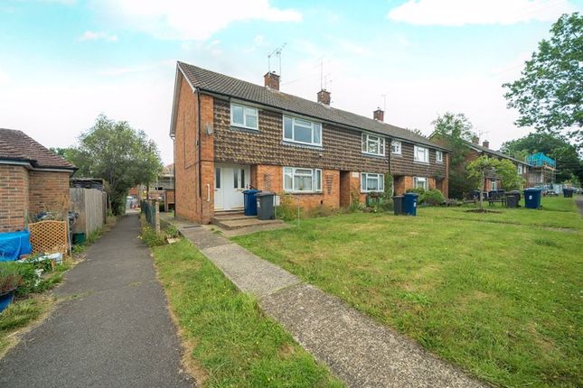 Thumbnail Property to rent in Woodside Road, Godalming