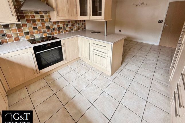 Flat 3, Regency Court, Dudley photo 2
