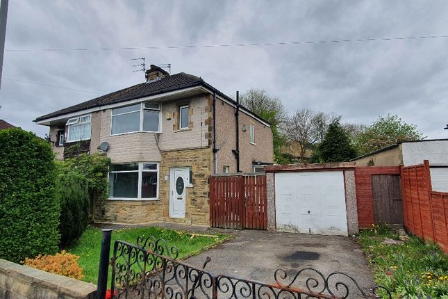 Thumbnail Semi-detached house to rent in Leafield Avenue, Bradford