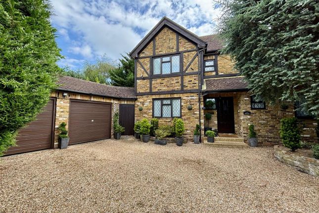 9, Woodlands Road, Camberley photo 4