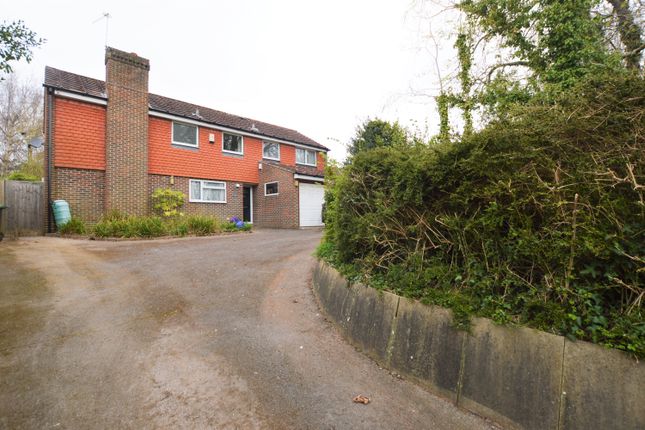 Thumbnail Detached house for sale in Leigh Road, Havant