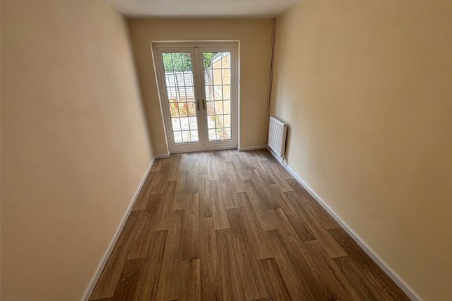 99, Burnside, Telford photo 4