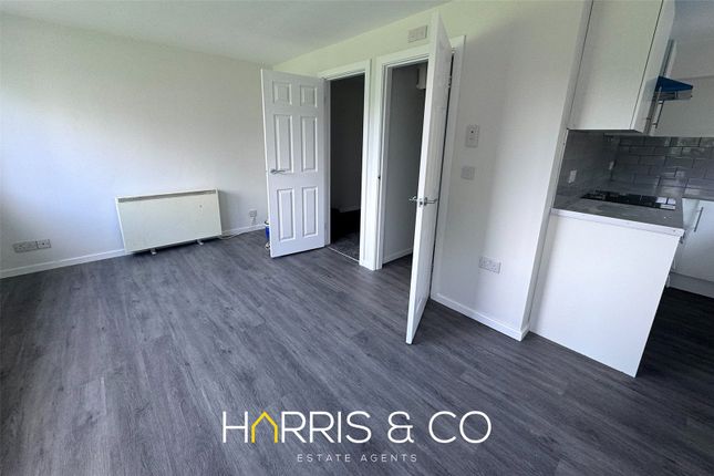 11, Croft Court, Fleetwood photo 4