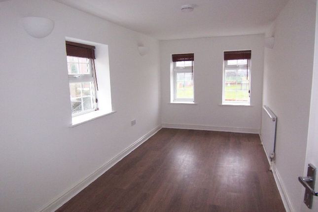16A, Cross Road, Waltham Cross photo 4