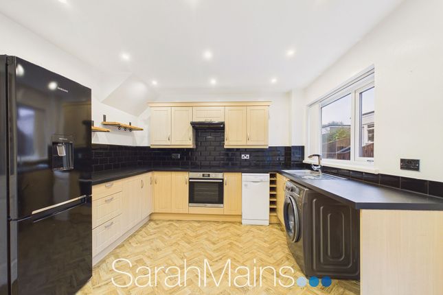 3 Regency Drive, Newcastle Upon Tyne photo 3