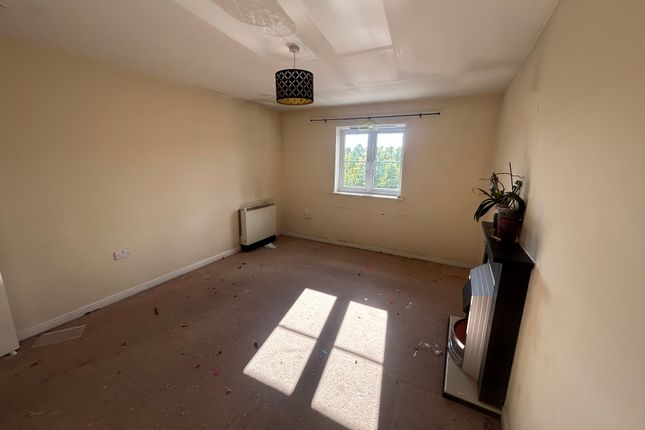 56, Worksop photo 4